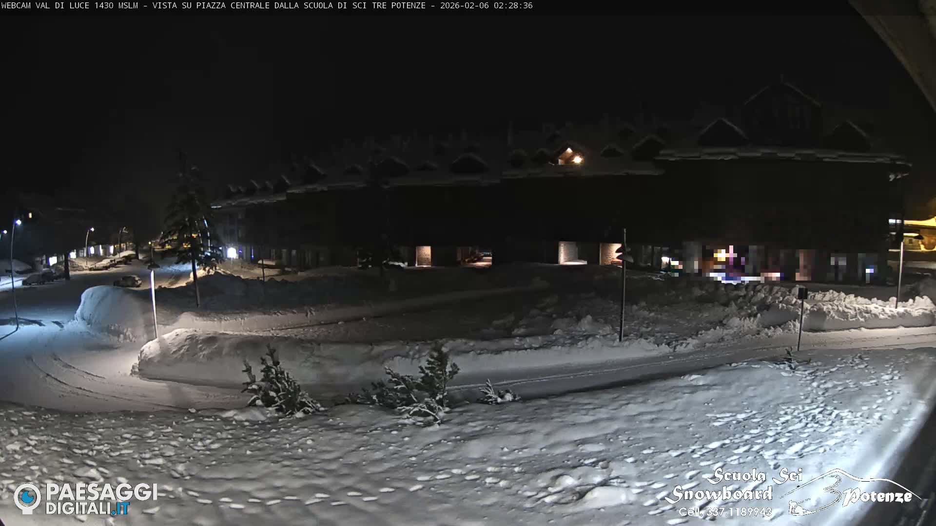 Abetone Val di Luce  Main Square Live Cam - Pistoia, Tuscany, Italy