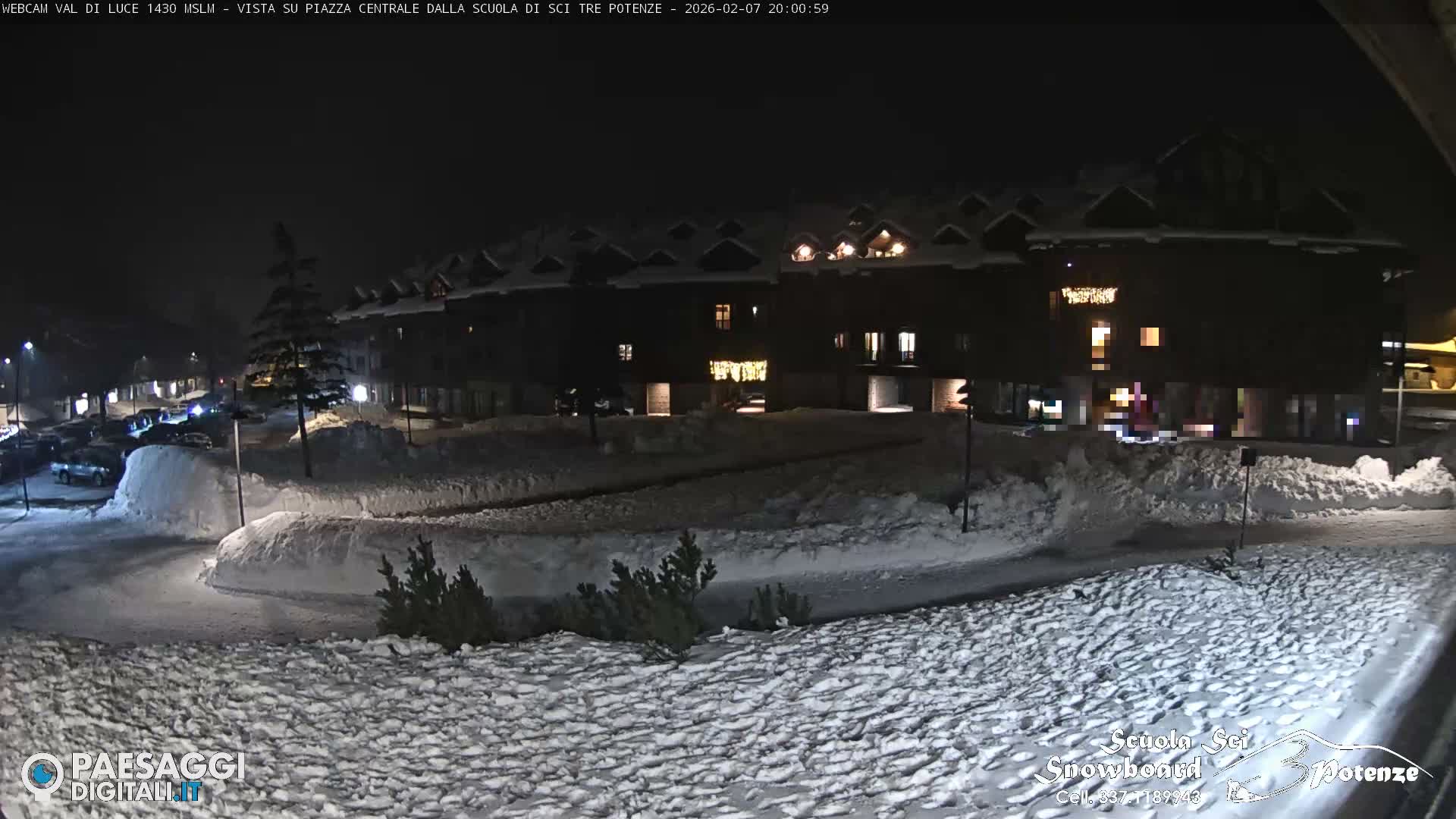 Abetone Val di Luce  Main Square Live Cam - Pistoia, Tuscany, Italy