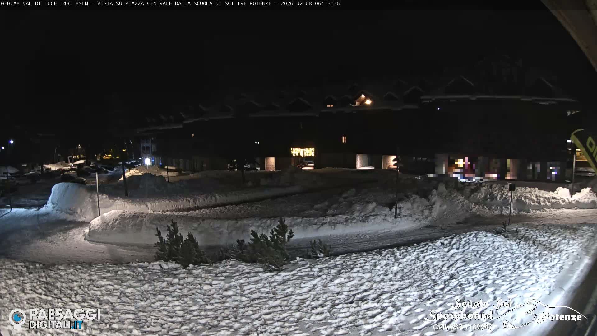 Abetone Val di Luce  Main Square Live Cam - Pistoia, Tuscany, Italy