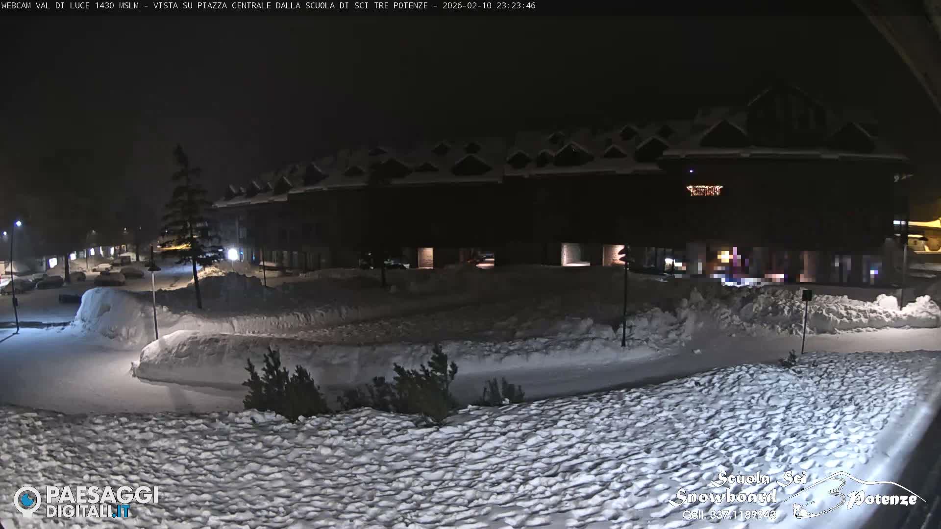 Abetone Val di Luce  Main Square Live Cam - Pistoia, Tuscany, Italy