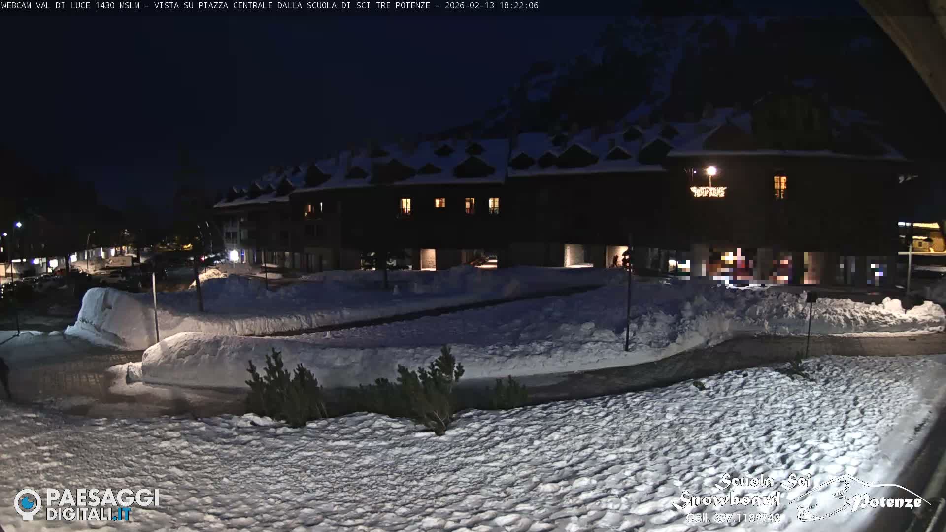 Abetone Val di Luce  Main Square Live Cam - Pistoia, Tuscany, Italy