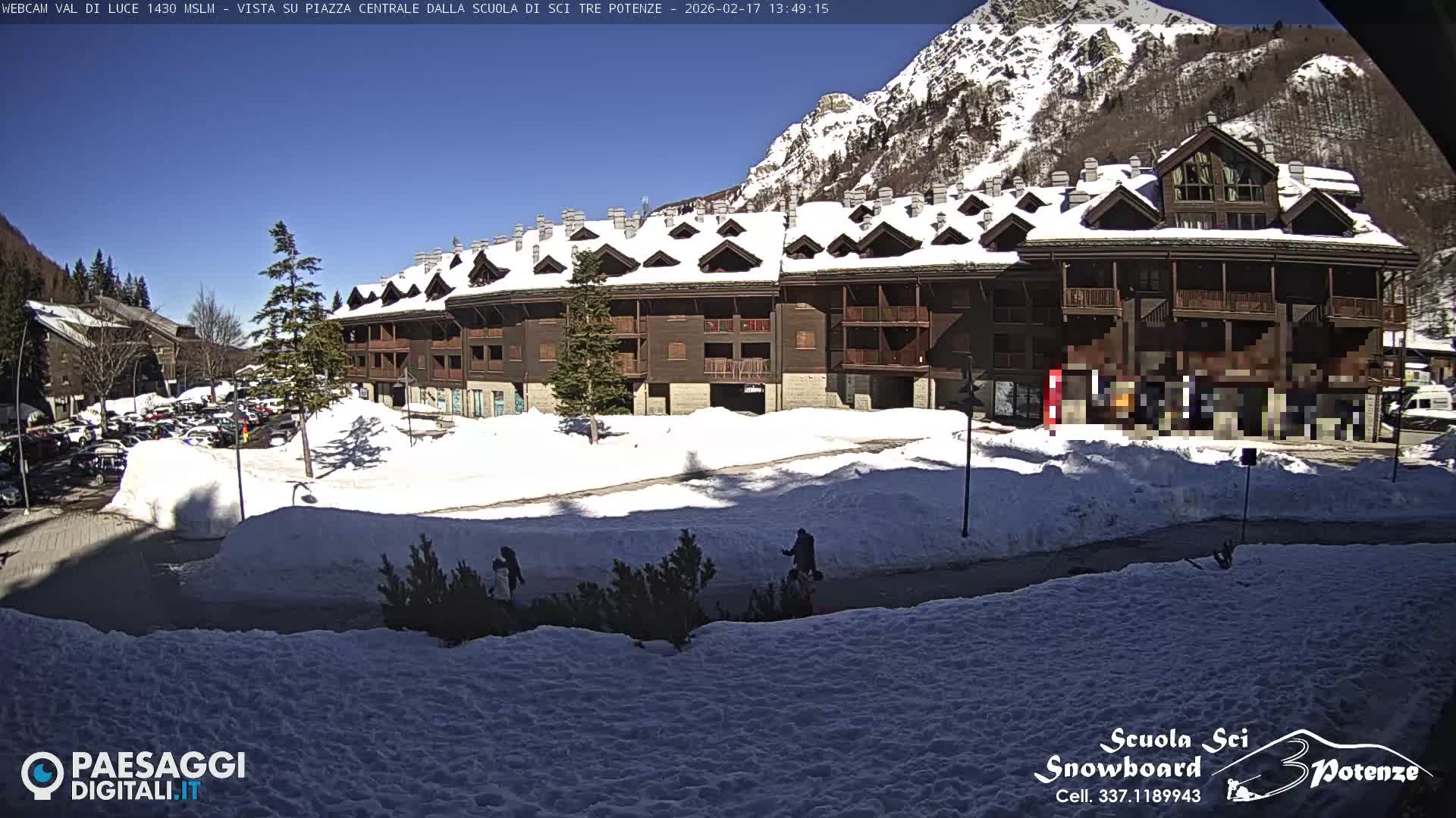 Abetone Val di Luce  Main Square Live Cam - Pistoia, Tuscany, Italy