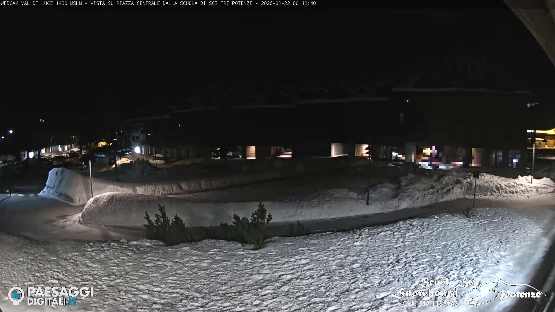 Abetone Val di Luce  Main Square Live Cam - Pistoia, Tuscany, Italy