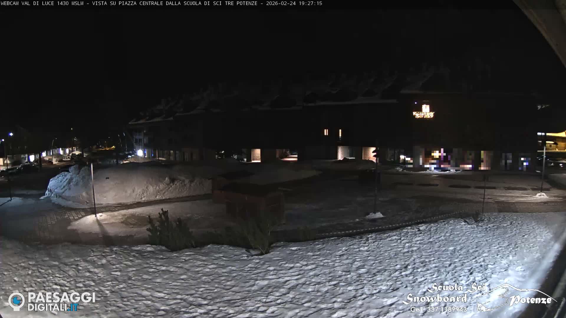 Abetone Val di Luce  Main Square Live Cam - Pistoia, Tuscany, Italy