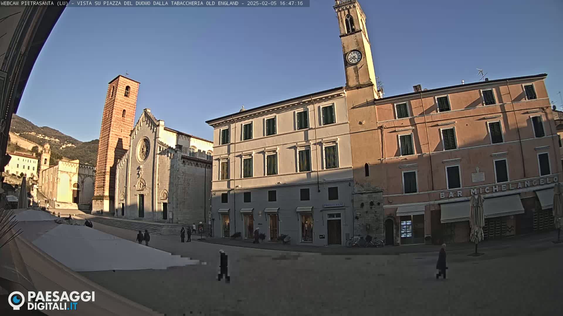 Pietrasanta Piazza del Duomo (Dome's Square) Live Cam - Lucca, Tuscany, Italy