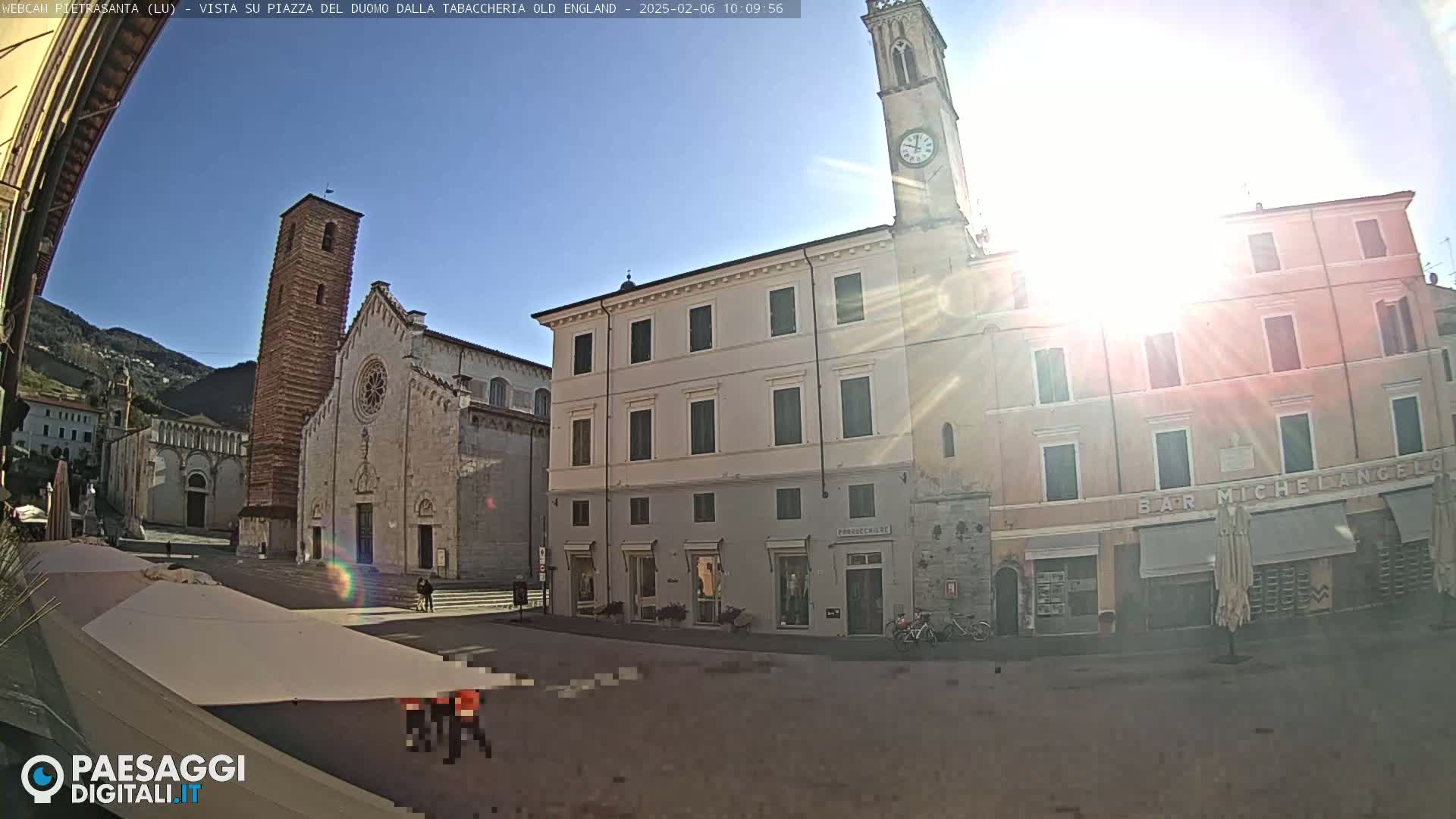 Pietrasanta Piazza del Duomo (Dome's Square) Live Cam - Lucca, Tuscany, Italy