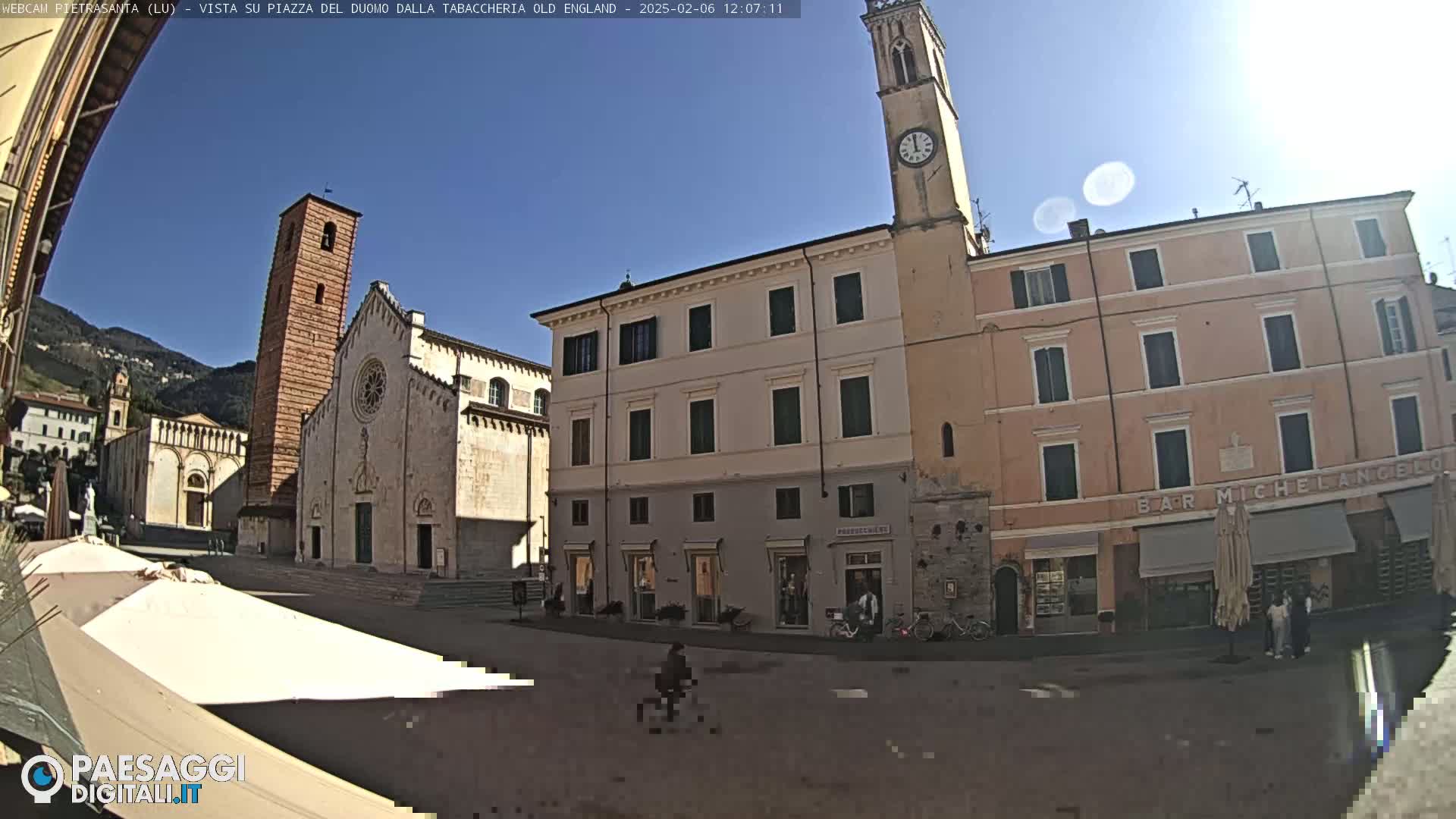 Pietrasanta Piazza del Duomo (Dome's Square) Live Cam - Lucca, Tuscany, Italy