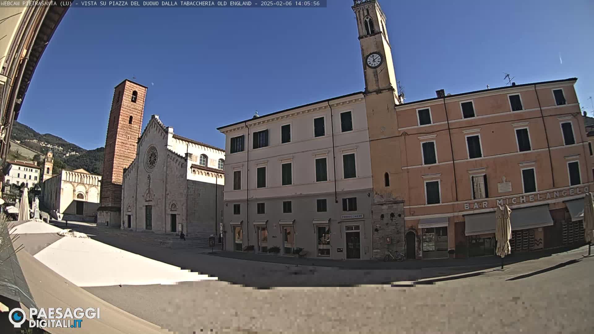Pietrasanta Piazza del Duomo (Dome's Square) Live Cam - Lucca, Tuscany, Italy
