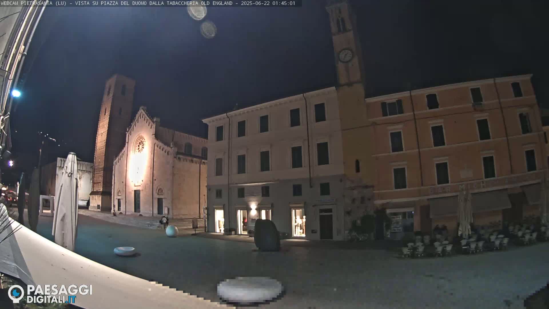 Pietrasanta Piazza del Duomo (Dome's Square) Live Cam - Lucca, Tuscany, Italy