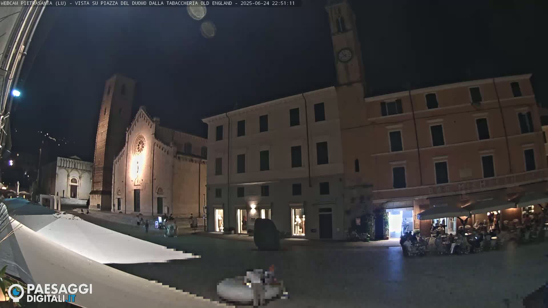 Pietrasanta Piazza del Duomo (Dome's Square) Live Cam - Lucca, Tuscany, Italy