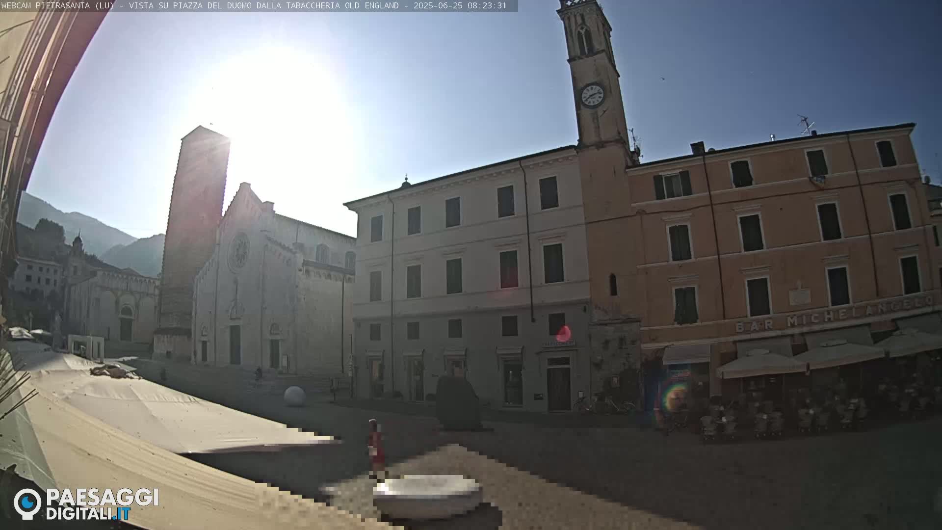 Pietrasanta Piazza del Duomo (Dome's Square) Live Cam - Lucca, Tuscany, Italy