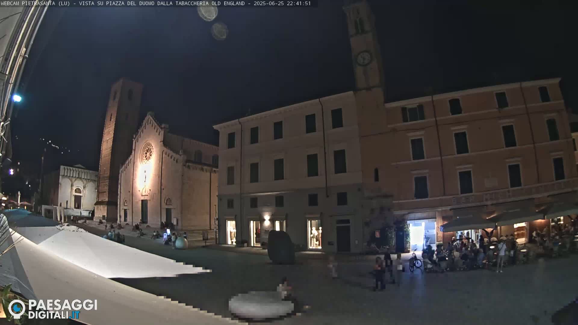 Pietrasanta Piazza del Duomo (Dome's Square) Live Cam - Lucca, Tuscany, Italy