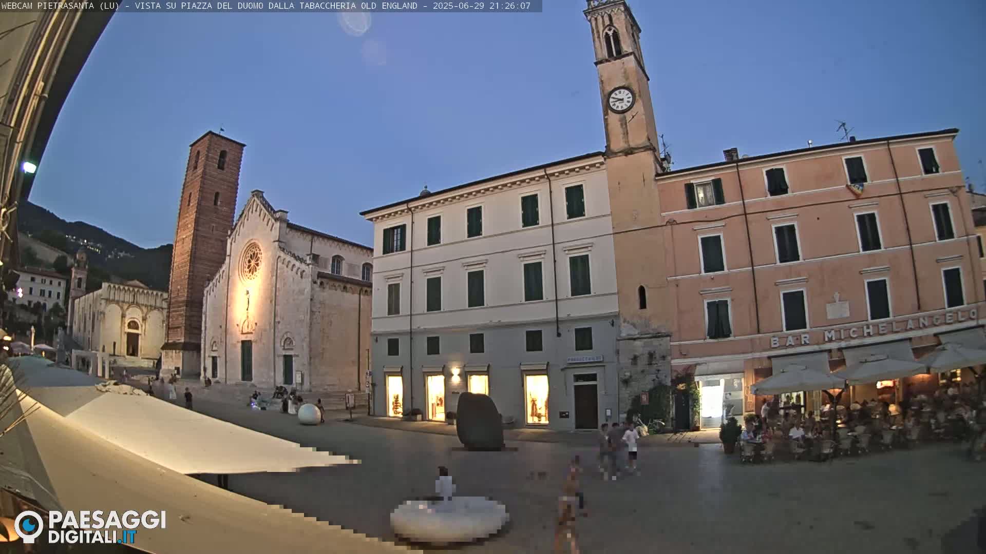 Pietrasanta Piazza del Duomo (Dome's Square) Live Cam - Lucca, Tuscany, Italy