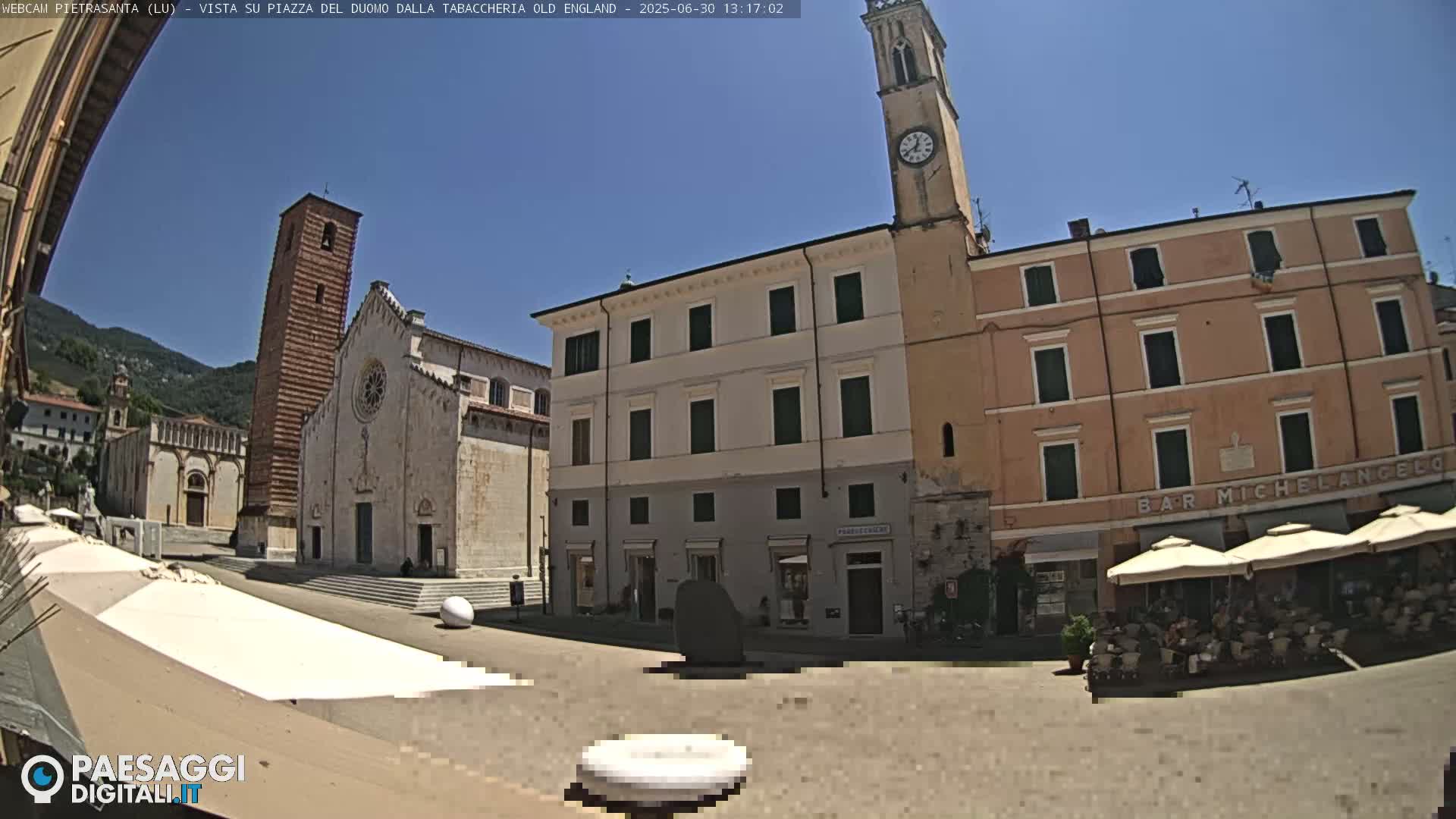 Pietrasanta Piazza del Duomo (Dome's Square) Live Cam - Lucca, Tuscany, Italy