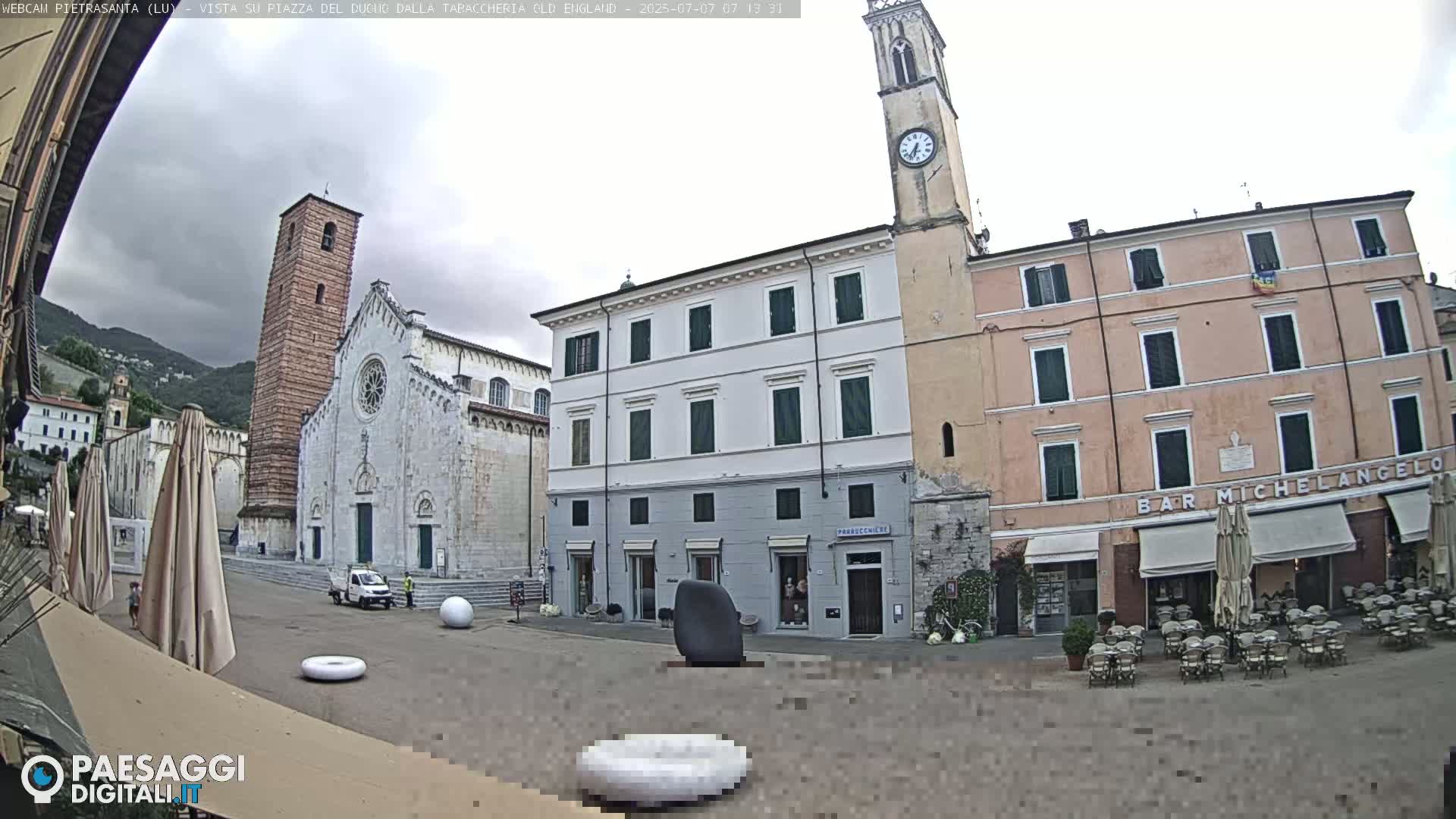 Pietrasanta Piazza del Duomo (Dome's Square) Live Cam - Lucca, Tuscany, Italy