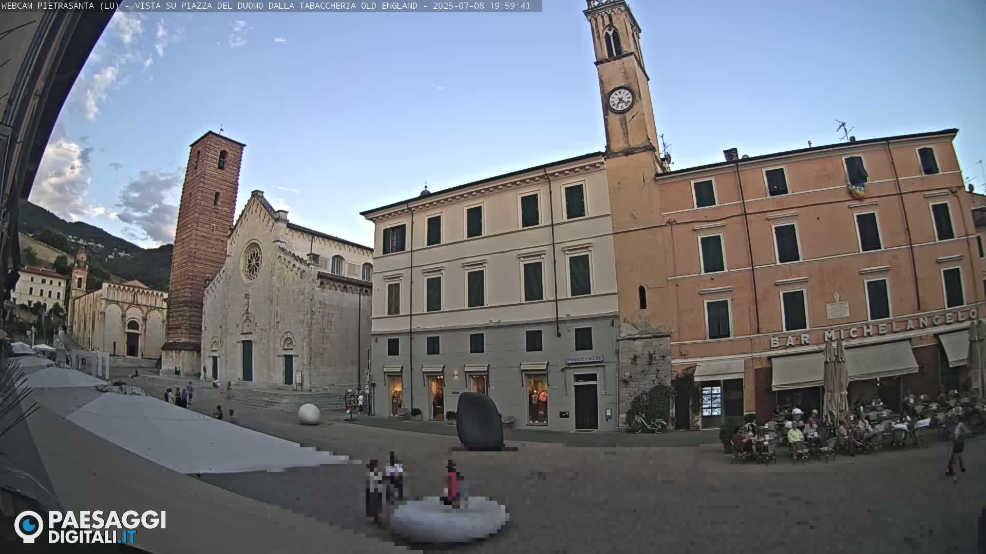 Pietrasanta Piazza del Duomo (Dome's Square) Live Cam - Lucca, Tuscany, Italy
