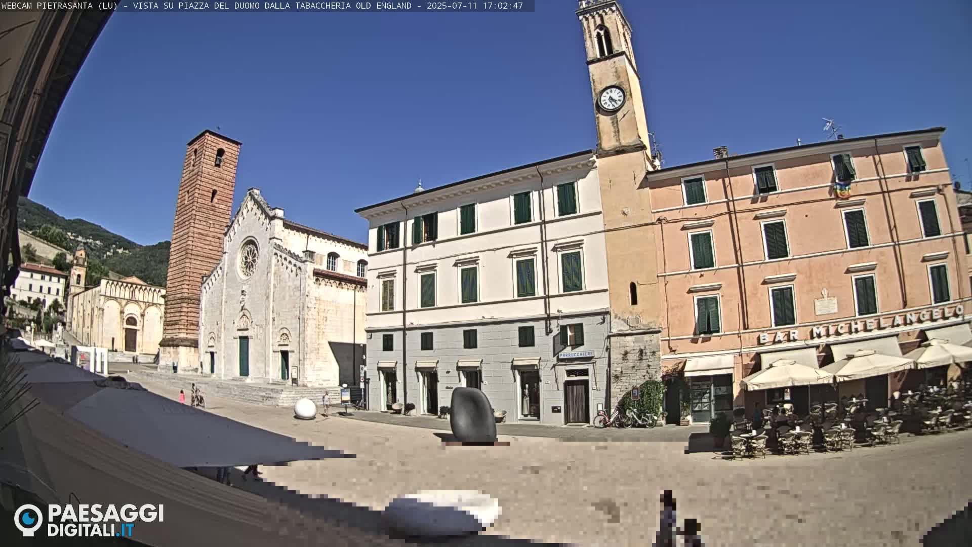 Pietrasanta Piazza del Duomo (Dome's Square) Live Cam - Lucca, Tuscany, Italy