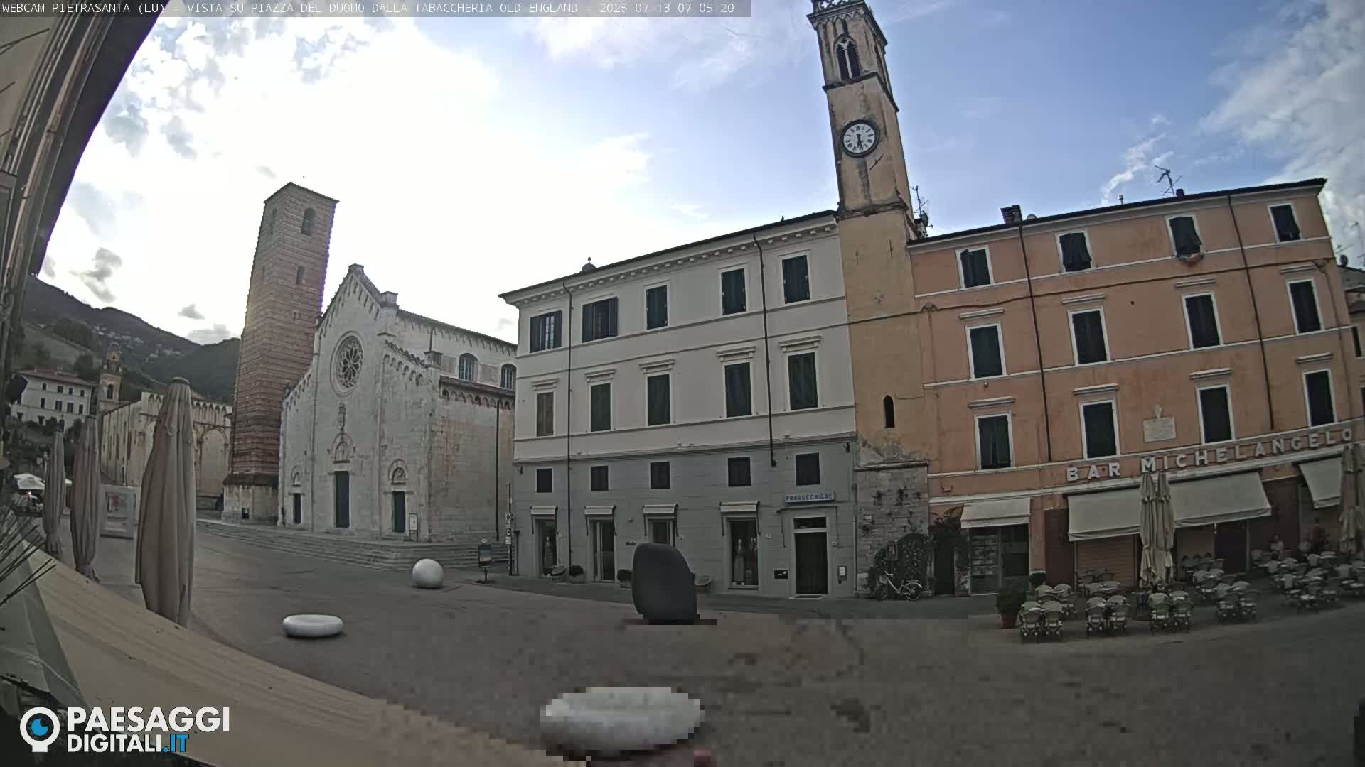 Pietrasanta Piazza del Duomo (Dome's Square) Live Cam - Lucca, Tuscany, Italy