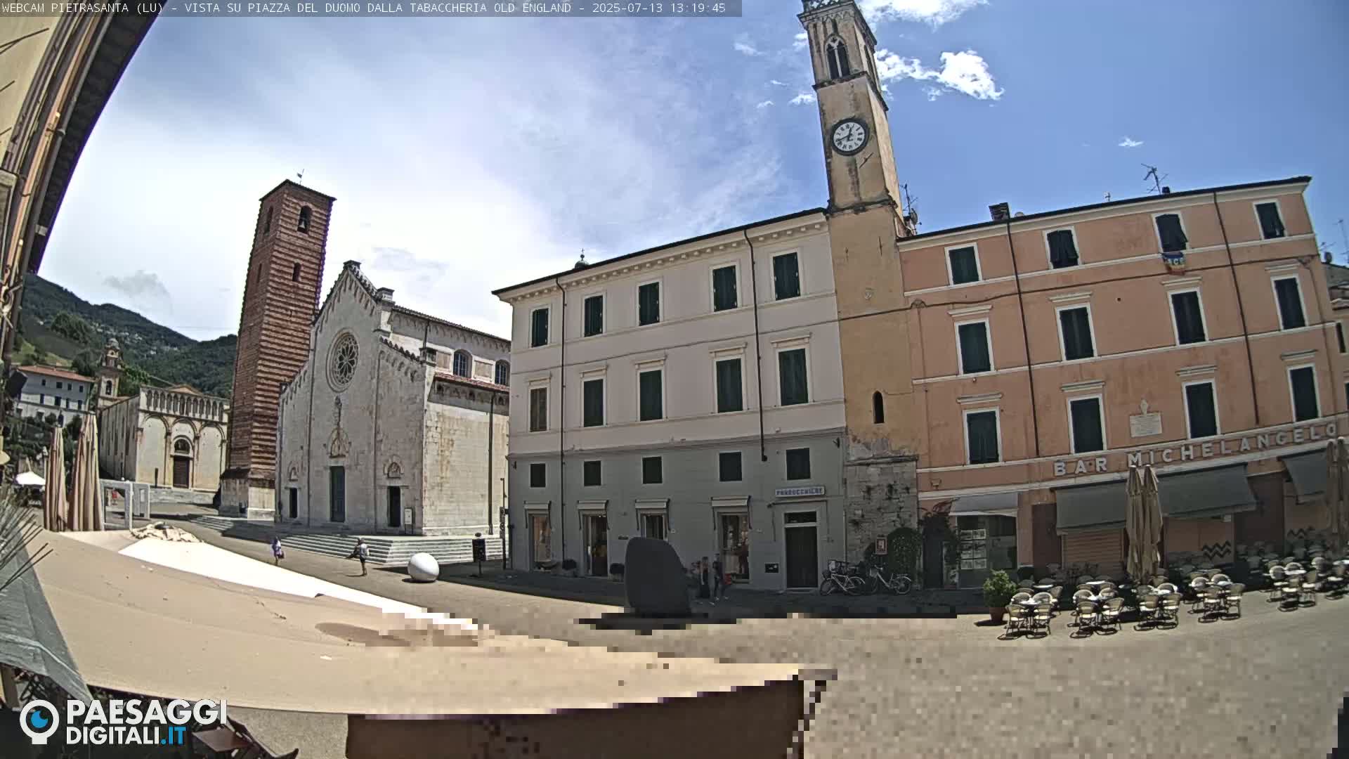 Pietrasanta Piazza del Duomo (Dome's Square) Live Cam - Lucca, Tuscany, Italy