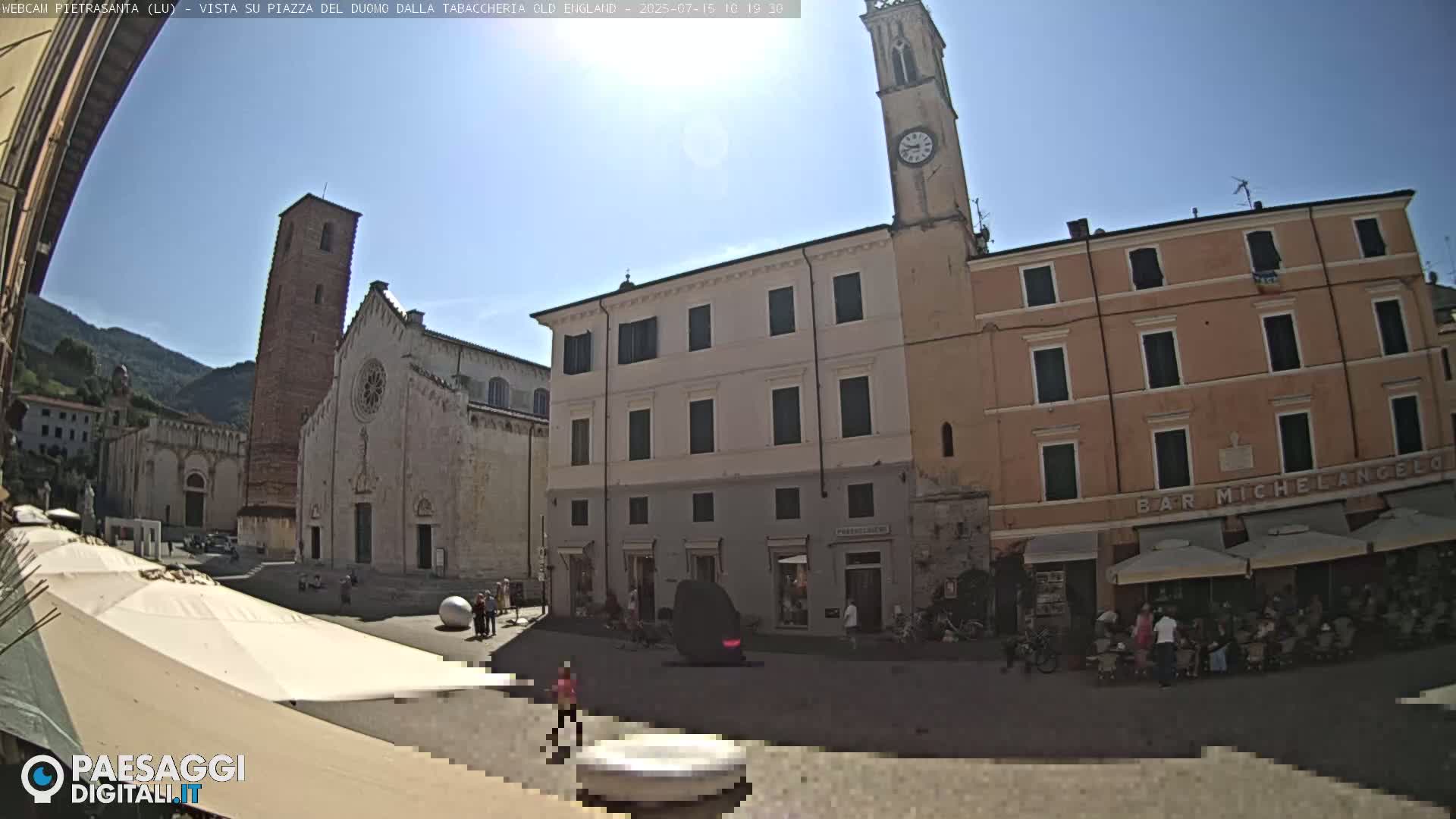 Pietrasanta Piazza del Duomo (Dome's Square) Live Cam - Lucca, Tuscany, Italy
