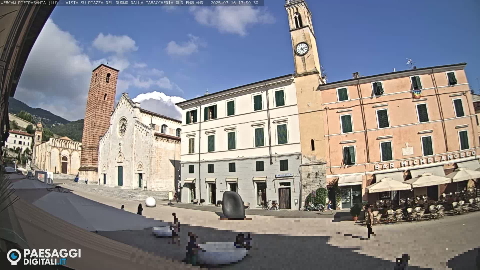 Pietrasanta Piazza del Duomo (Dome's Square) Live Cam - Lucca, Tuscany, Italy