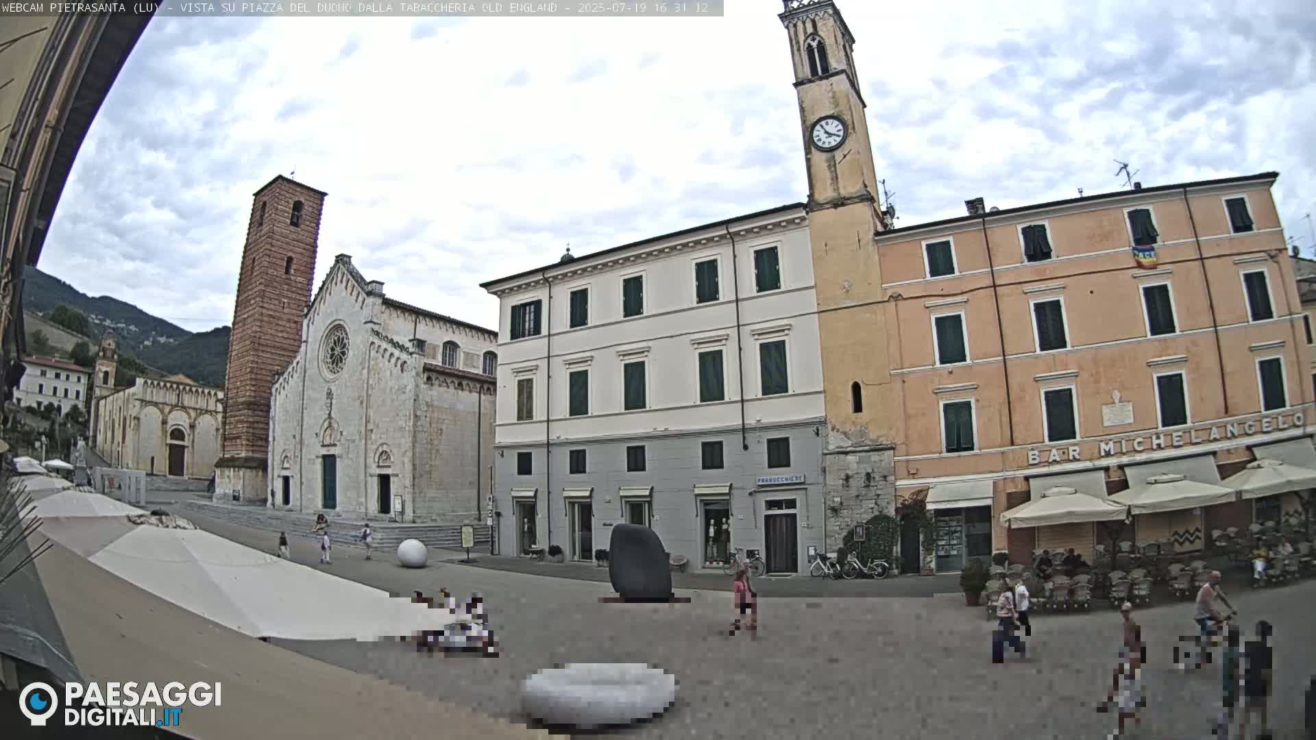 Pietrasanta Piazza del Duomo (Dome's Square) Live Cam - Lucca, Tuscany, Italy