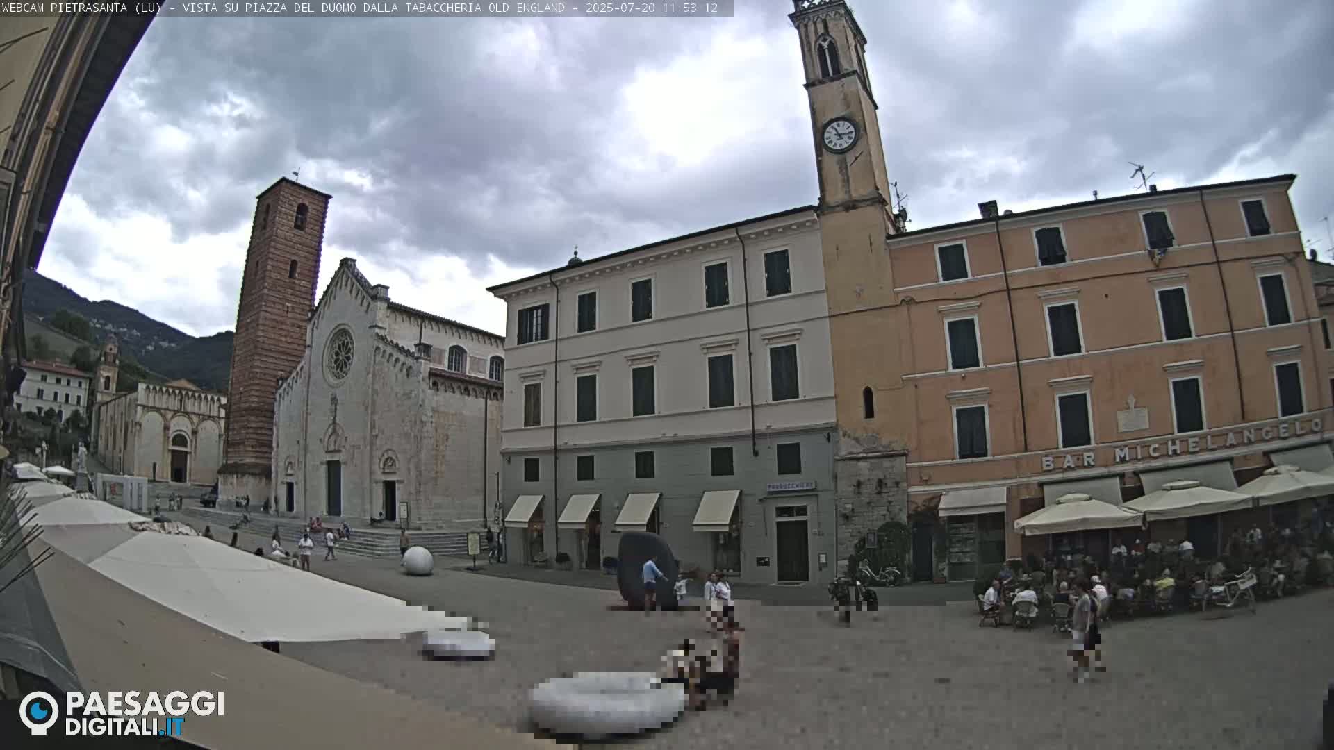 Pietrasanta Piazza del Duomo (Dome's Square) Live Cam - Lucca, Tuscany, Italy