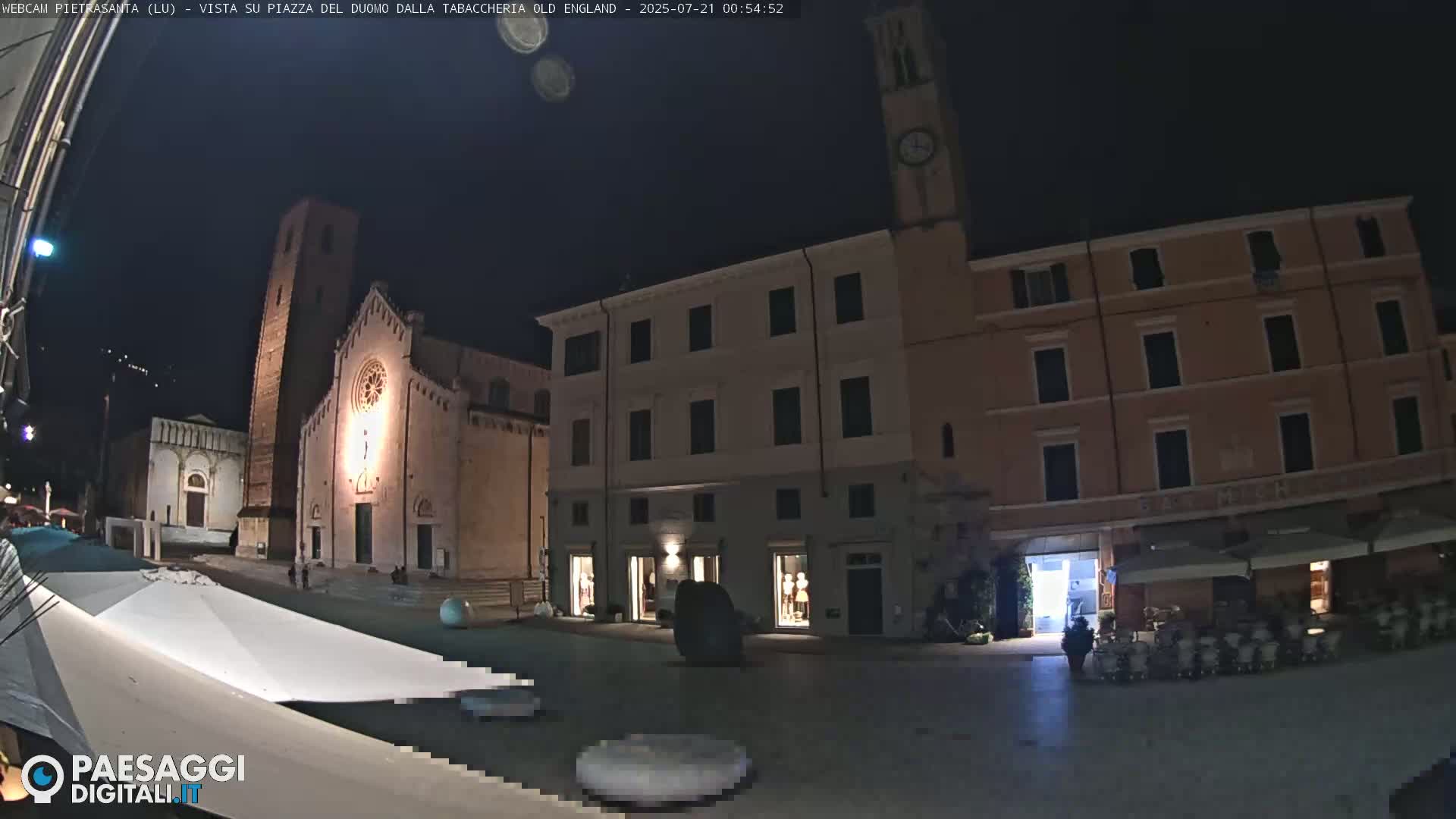 Pietrasanta Piazza del Duomo (Dome's Square) Live Cam - Lucca, Tuscany, Italy