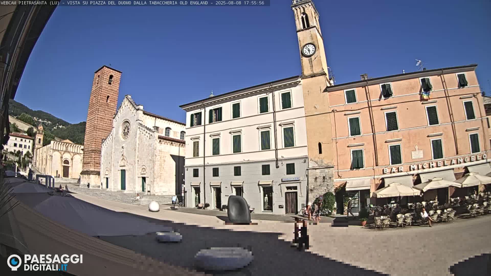 Pietrasanta Piazza del Duomo (Dome's Square) Live Cam - Lucca, Tuscany, Italy