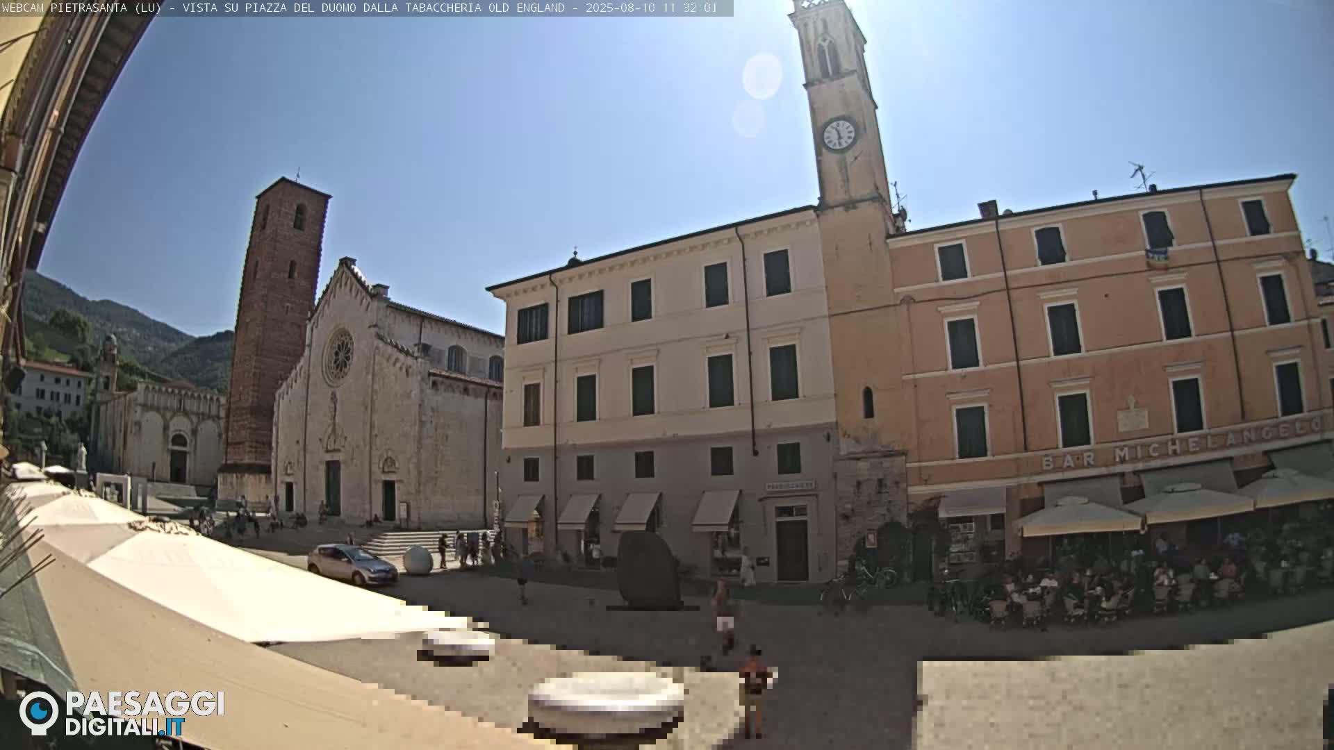 Pietrasanta Piazza del Duomo (Dome's Square) Live Cam - Lucca, Tuscany, Italy