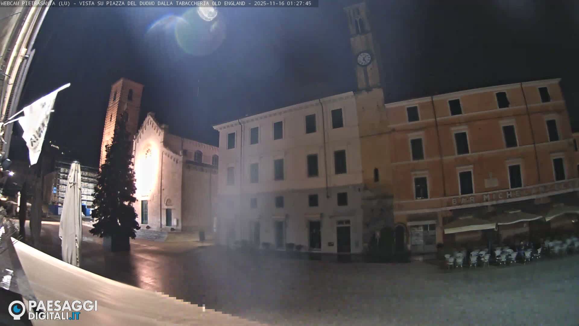 Pietrasanta Piazza del Duomo (Dome's Square) Live Cam - Lucca, Tuscany, Italy