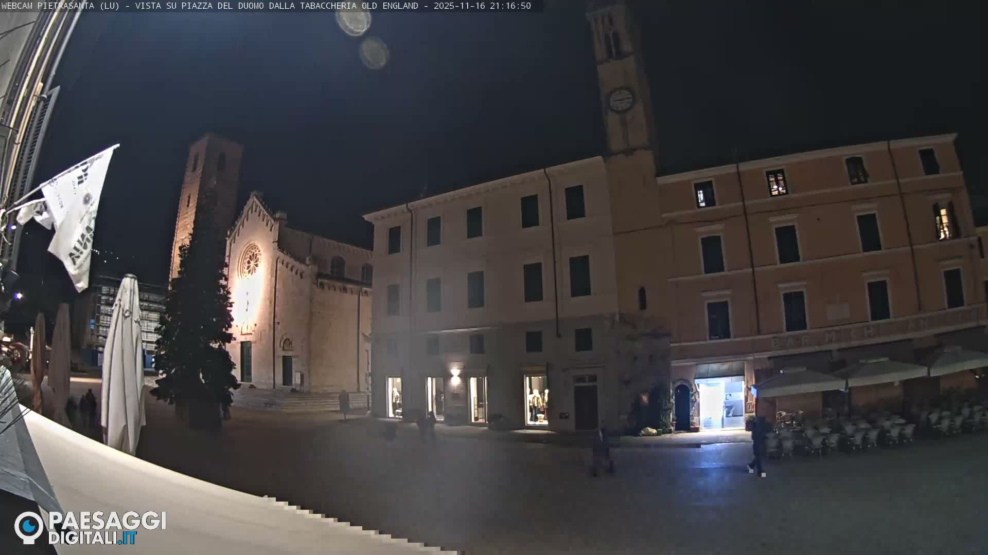 Pietrasanta Piazza del Duomo (Dome's Square) Live Cam - Lucca, Tuscany, Italy