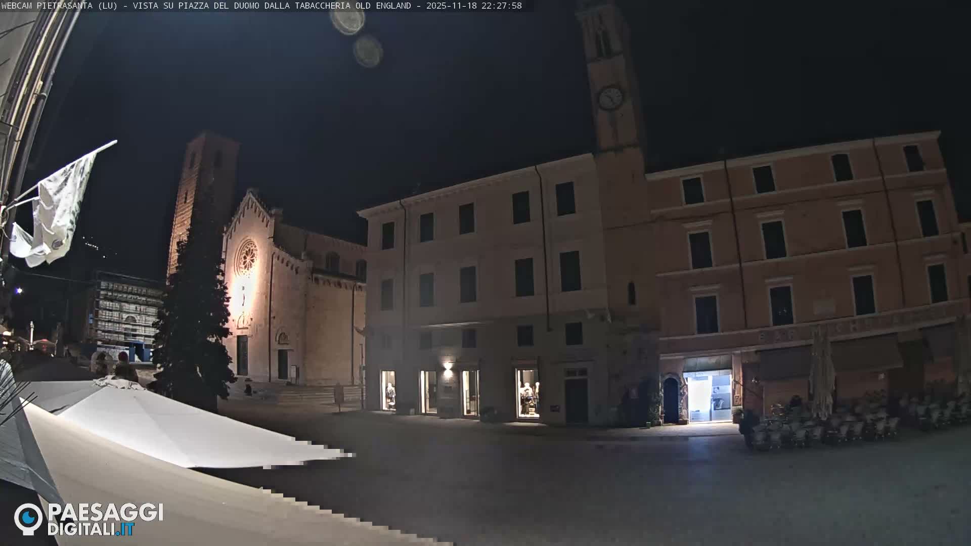 Pietrasanta Piazza del Duomo (Dome's Square) Live Cam - Lucca, Tuscany, Italy