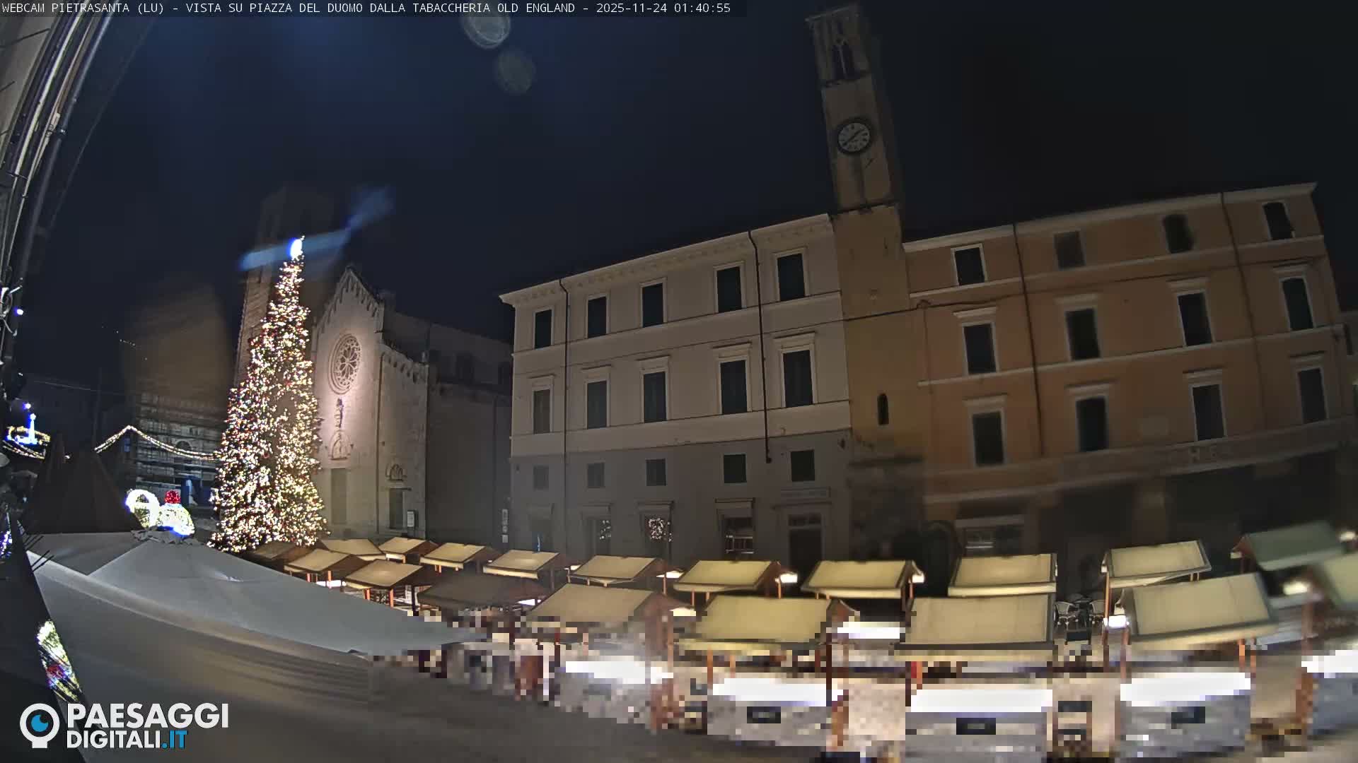 Pietrasanta Piazza del Duomo (Dome's Square) Live Cam - Lucca, Tuscany, Italy