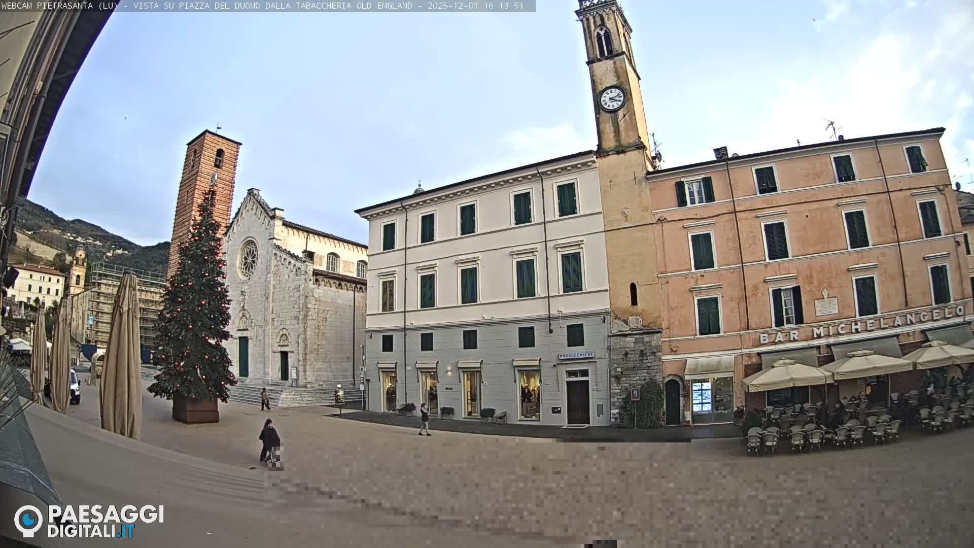 Pietrasanta Piazza del Duomo (Dome's Square) Live Cam - Lucca, Tuscany, Italy