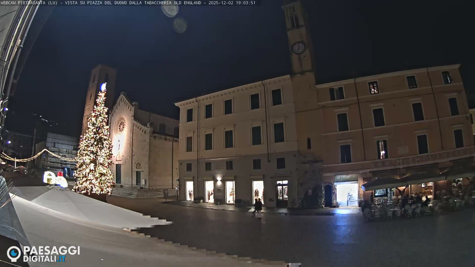Pietrasanta Piazza del Duomo (Dome's Square) Live Cam - Lucca, Tuscany, Italy