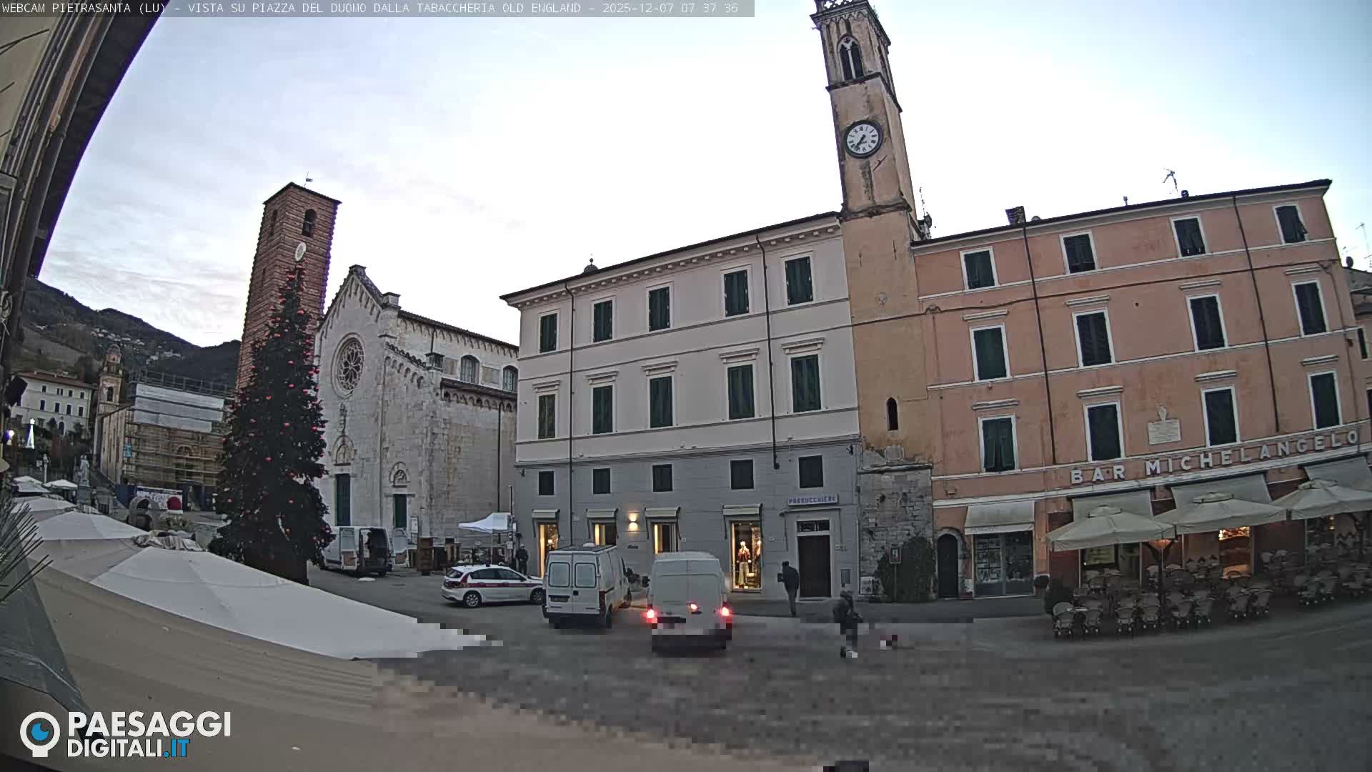 Pietrasanta Piazza del Duomo (Dome's Square) Live Cam - Lucca, Tuscany, Italy
