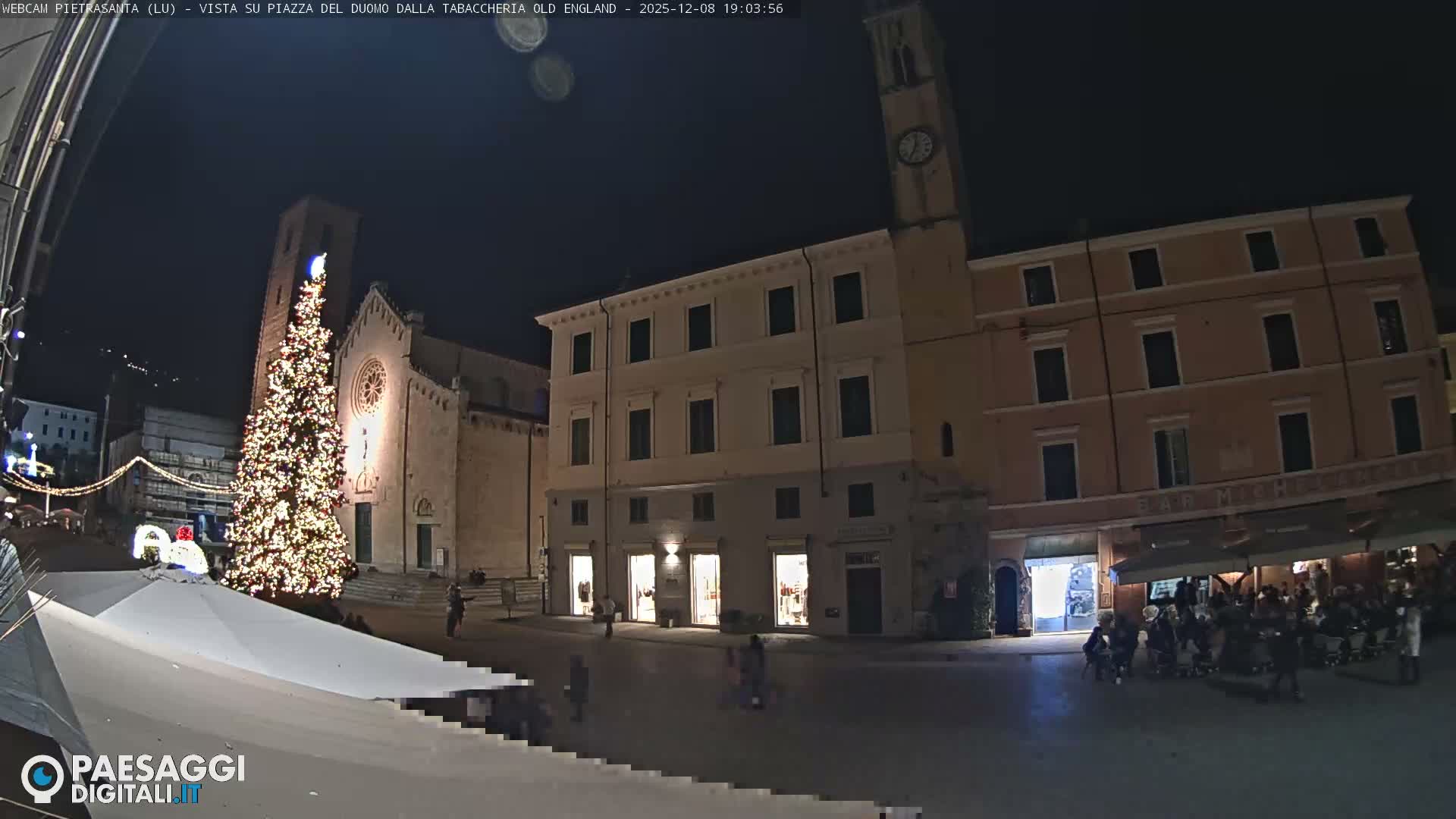 Pietrasanta Piazza del Duomo (Dome's Square) Live Cam - Lucca, Tuscany, Italy