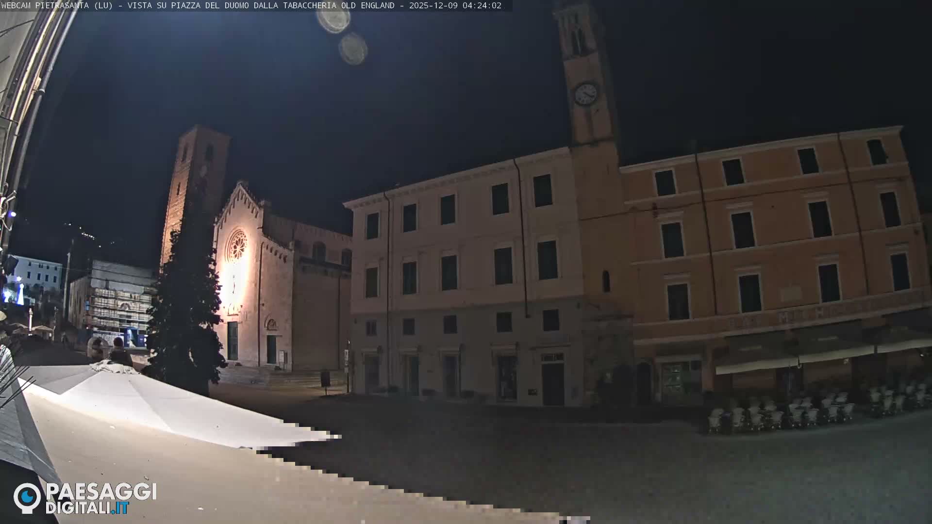 Pietrasanta Piazza del Duomo (Dome's Square) Live Cam - Lucca, Tuscany, Italy