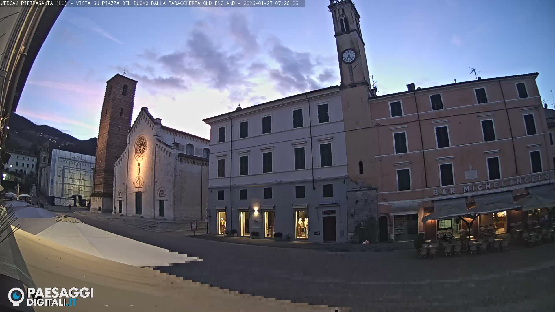Pietrasanta Piazza del Duomo (Dome's Square) Live Cam - Lucca, Tuscany, Italy