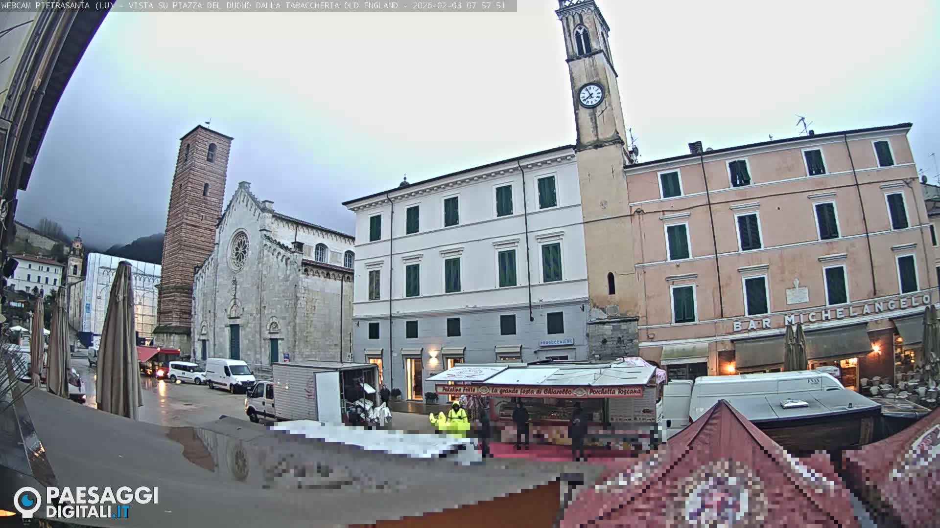 Pietrasanta Piazza del Duomo (Dome's Square) Live Cam - Lucca, Tuscany, Italy