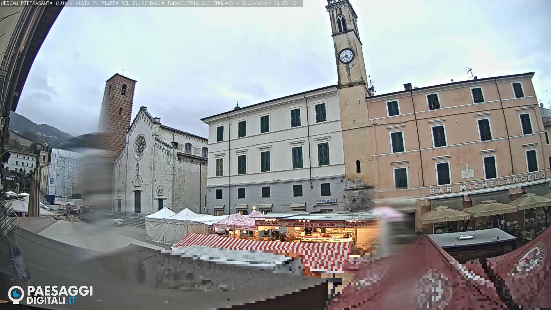 Pietrasanta Piazza del Duomo (Dome's Square) Live Cam - Lucca, Tuscany, Italy