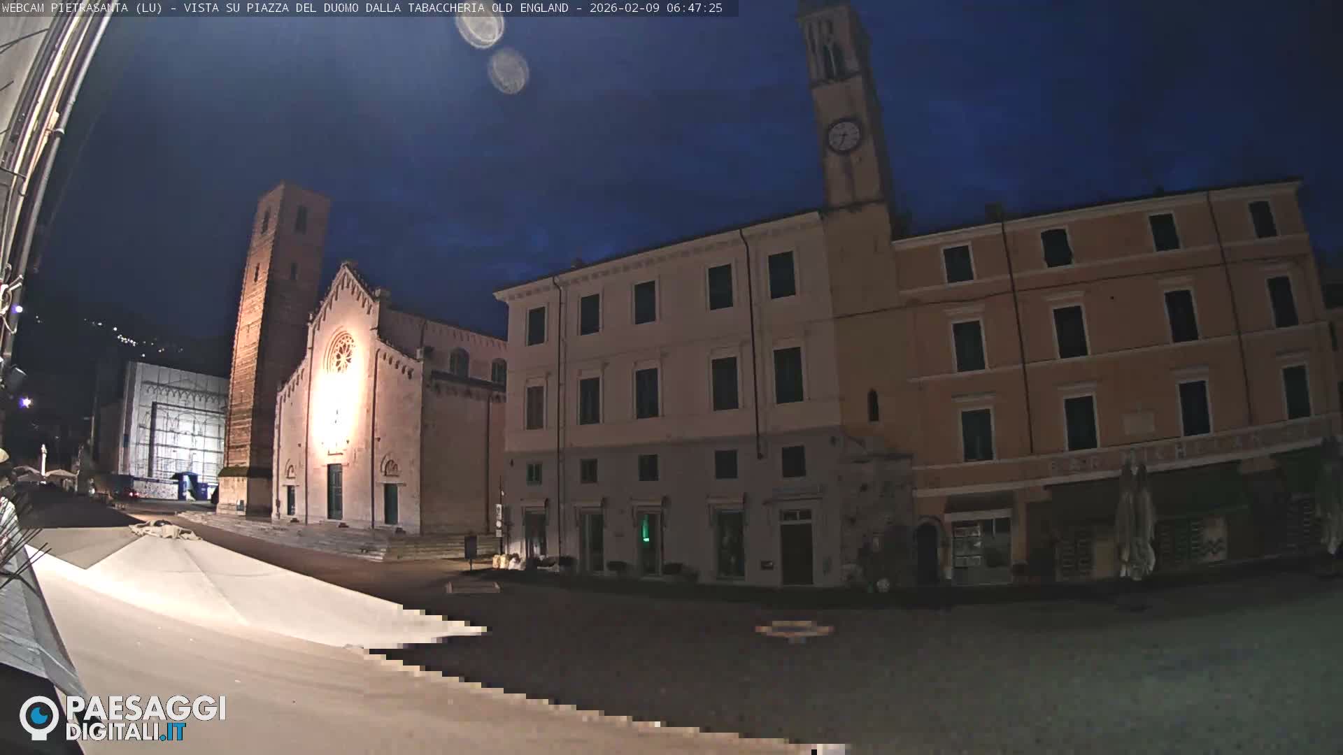 Pietrasanta Piazza del Duomo (Dome's Square) Live Cam - Lucca, Tuscany, Italy