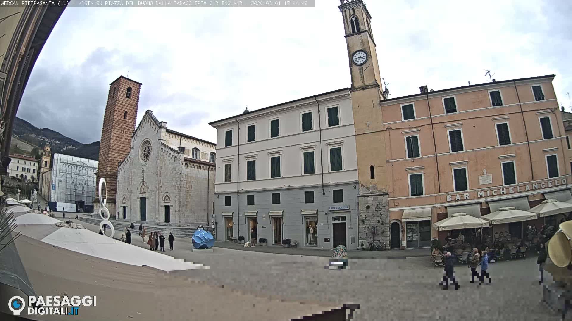 Pietrasanta Piazza del Duomo (Dome's Square) Live Cam - Lucca, Tuscany, Italy