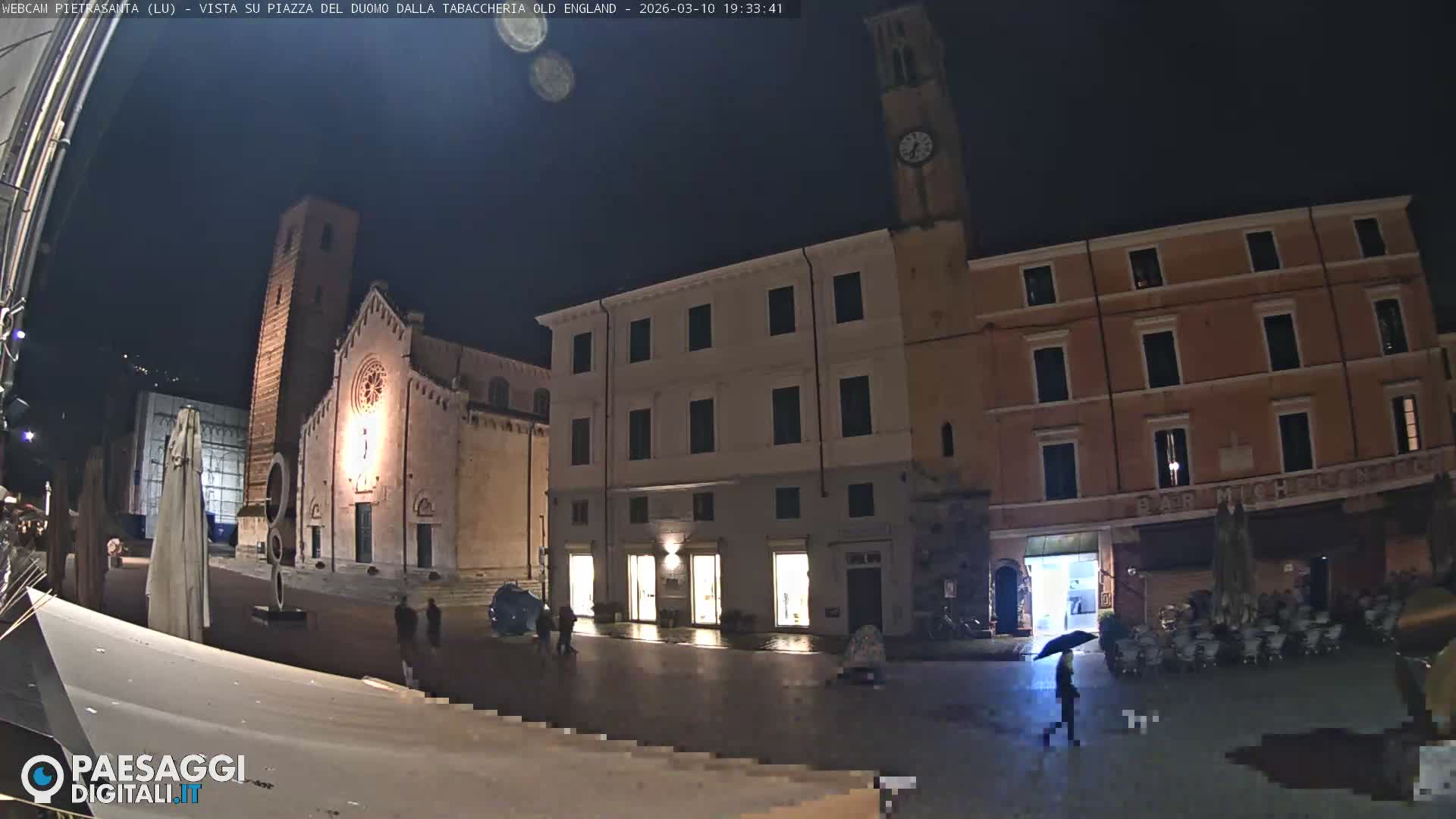 Pietrasanta Piazza del Duomo (Dome's Square) Live Cam - Lucca, Tuscany, Italy