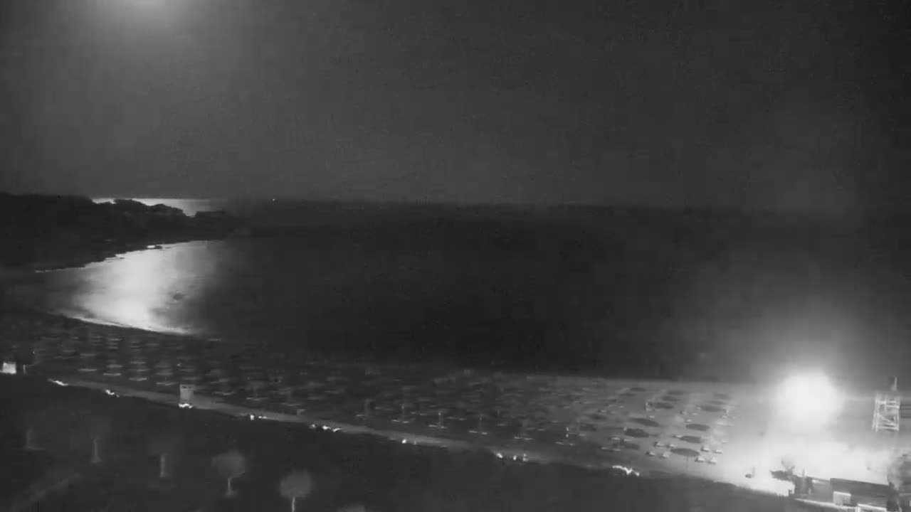Rhodes, Paralia Faliraki Beach Northeast End Live Cam - Ammoudes, Rhodes (Ródos), Dodacanese,  South Aegean (Periféreia Notíou Aigaíou), Greece