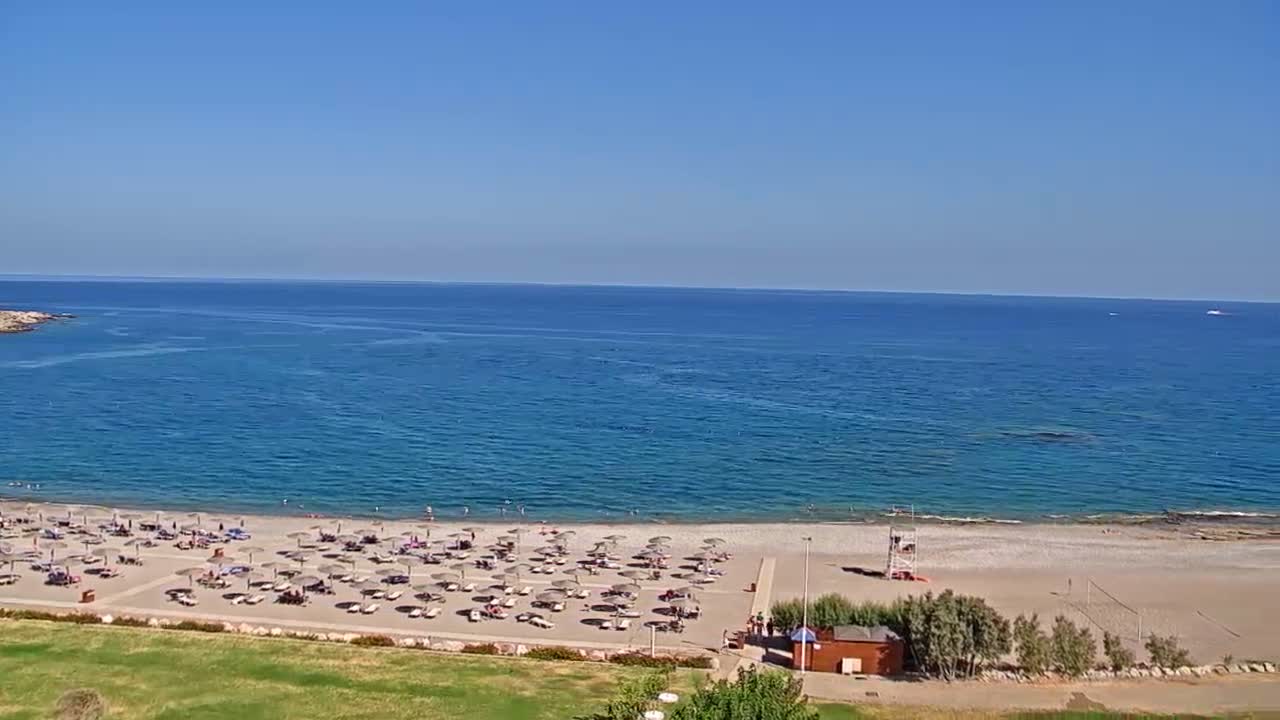 Rhodes, Paralia Faliraki Beach Northeast End Live Cam - Ammoudes, Rhodes (Ródos), Dodacanese,  South Aegean (Periféreia Notíou Aigaíou), Greece