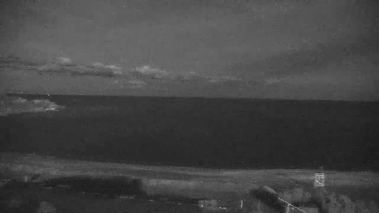 Rhodes, Paralia Faliraki Beach Northeast End Live Cam - Ammoudes, Rhodes (Ródos), Dodacanese,  South Aegean (Periféreia Notíou Aigaíou), Greece