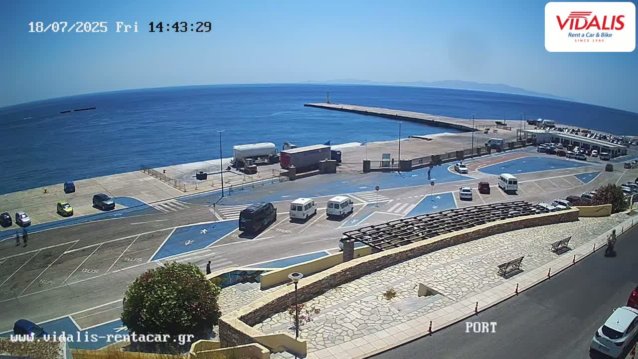 Tinos Port Live Cam - Tinos, Cyclades, South Aegean (Periféreia Notíou Aigaíou), Greece
