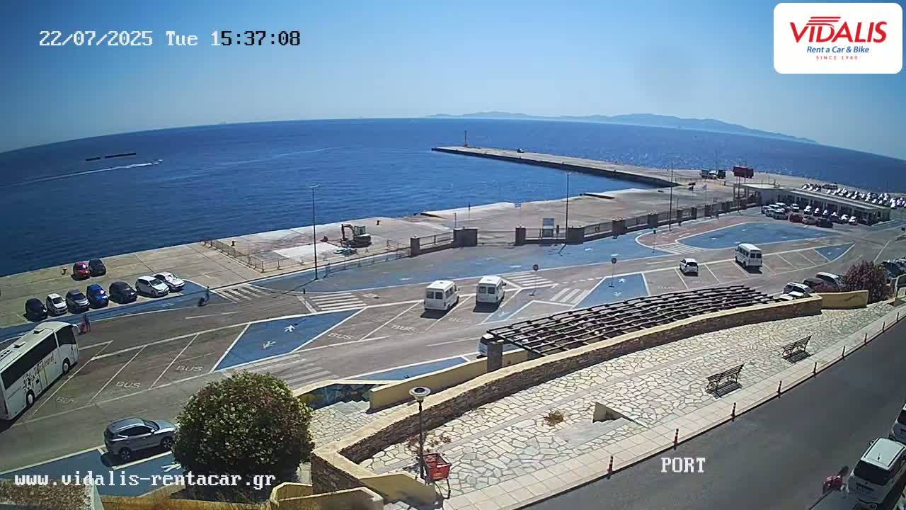 Tinos Port Live Cam - Tinos, Cyclades, South Aegean (Periféreia Notíou Aigaíou), Greece